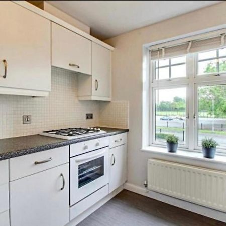 The Wickets - 2 Bedroom Apartment Overlooking Cricket Club Marton-in-Cleveland Exterior photo